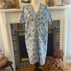 NICK & SARAH Floral Muumuu Pearl Snaps Front Midi House Dress Size Medium